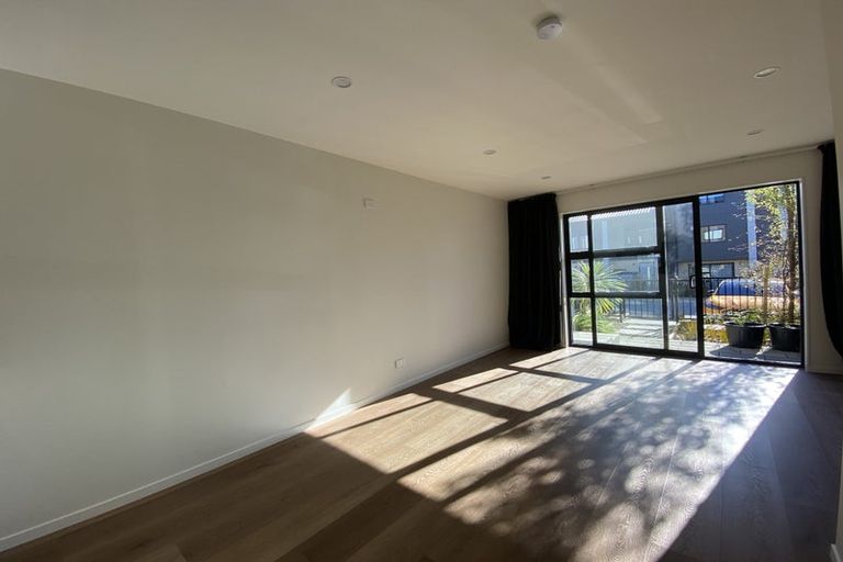 Photo of property in 20 Jabuka Street, Glen Eden, Auckland, 0602