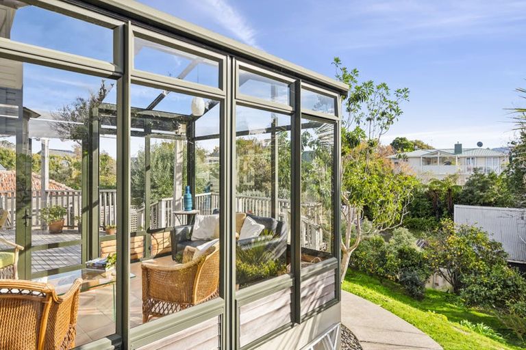 Photo of property in 43 Golf Road, Paraparaumu Beach, Paraparaumu, 5032