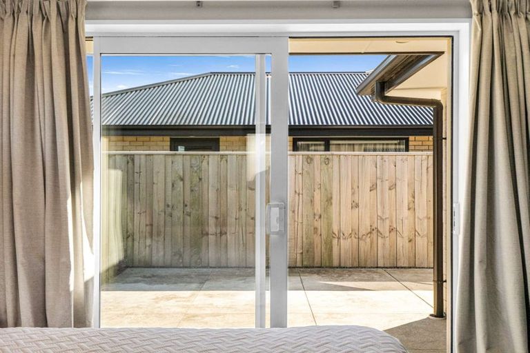 Photo of property in 37 Waituna Street, Pegasus, 7612