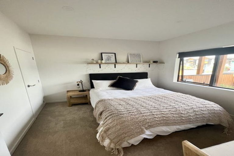 Photo of property in 6 Parenga Lane, Kumeu, 0810