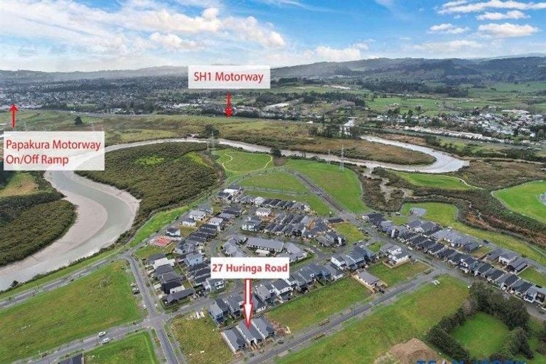 Photo of property in 17 Huringa Road, Karaka, 2113