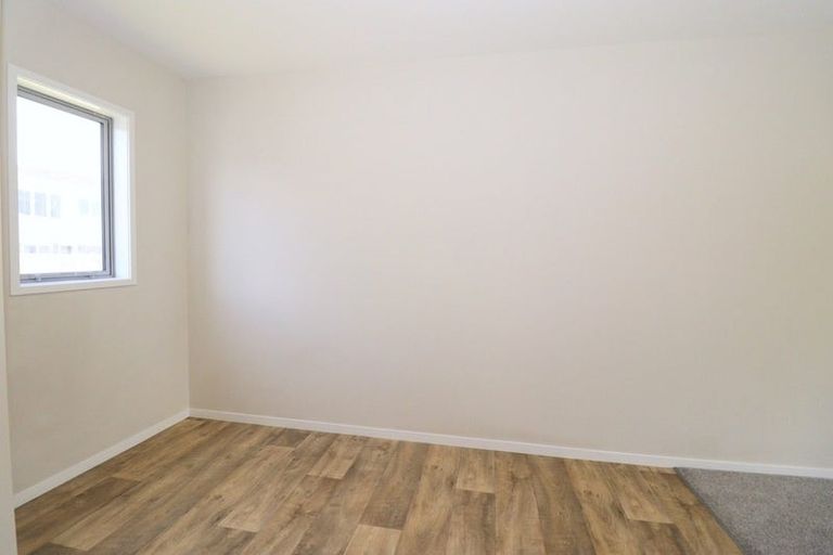Photo of property in 70 Clevedon Road, Papakura, 2110