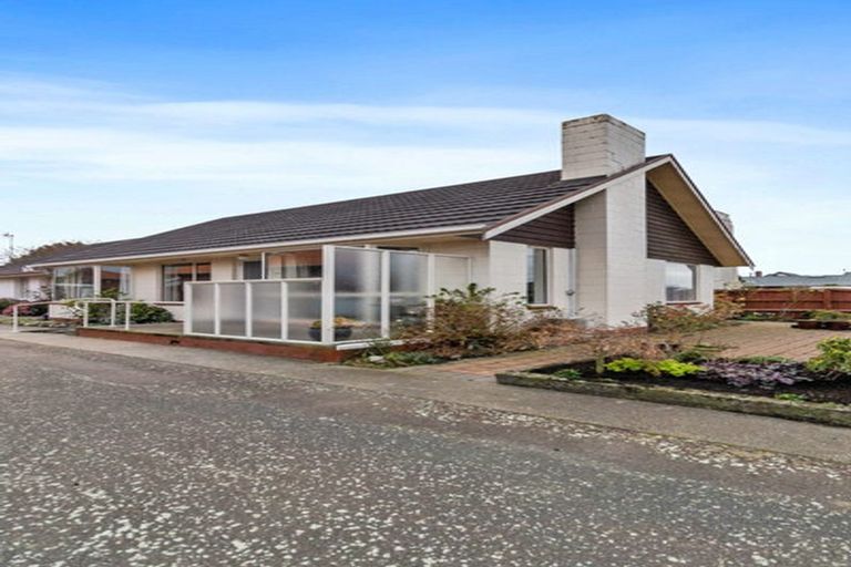 Photo of property in 1/127 Wai-iti Road, Highfield, Timaru, 7910