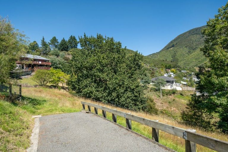 Photo of property in 19b Dorset Street, Picton, 7220