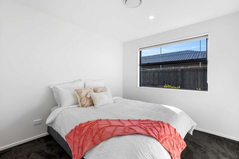 Photo of property in 11 Ellmers Street, Woodend, 7610