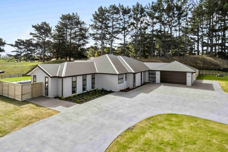Photo of property in 67c Mosston Road, Castlecliff, Whanganui, 4501