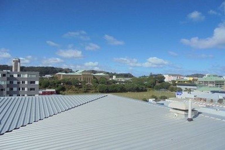 Photo of property in Urbane Apartments, 13/29 Webb Street, Mount Cook, Wellington, 6011