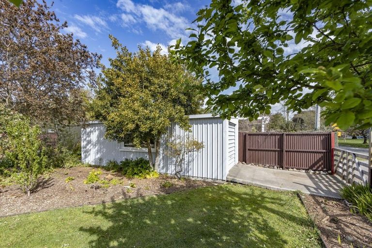 Photo of property in 35 Penfold Square, Leithfield, 7481
