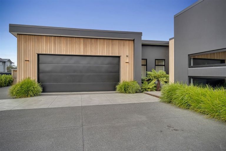 Photo of property in 10 Hazelnut Avenue, Prebbleton, 7604