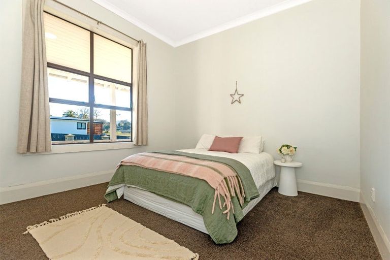 Photo of property in 2 Cobden Street, Gisborne, 4010