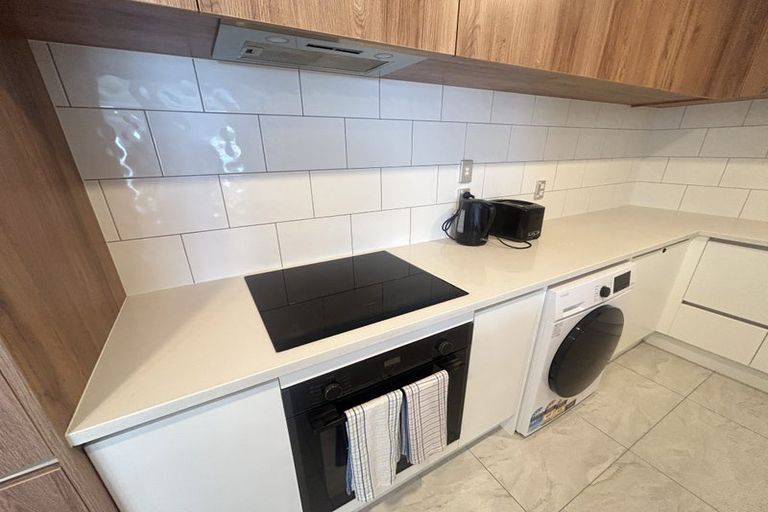 Photo of property in 34a Richards Avenue, Forrest Hill, Auckland, 0620