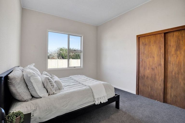 Photo of property in 39 Maire Street, Inglewood, 4330