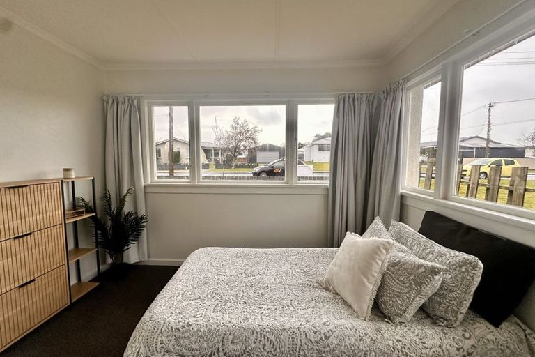 Photo of property in 75 Weka Street, Waikiwi, Invercargill, 9810