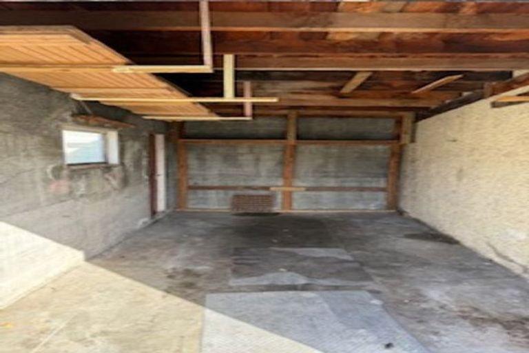 Photo of property in 5 Wha Street, Lyall Bay, Wellington, 6022