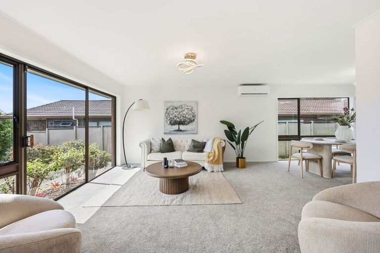 Photo of property in 178 Prince Regent Drive, Farm Cove, Auckland, 2012
