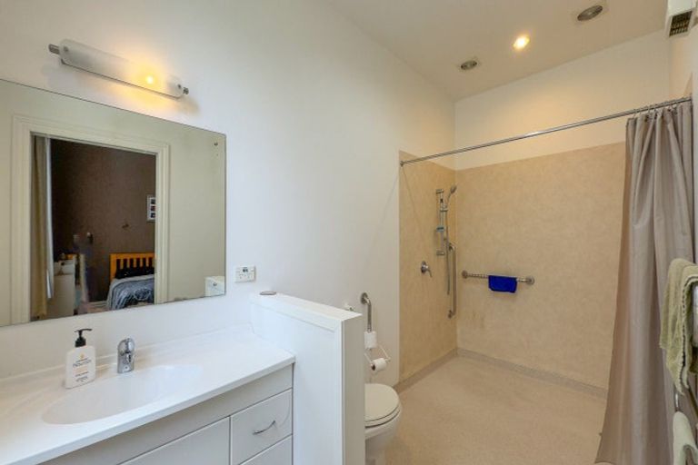 Photo of property in 102 Karaka Road, Thames, 3500