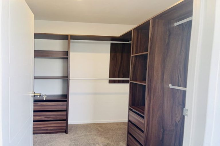 Photo of property in 46 Auranga Drive, Karaka, 2113