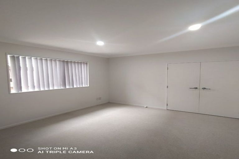 Photo of property in 48 Helianthus Avenue, Flat Bush, Auckland, 2019