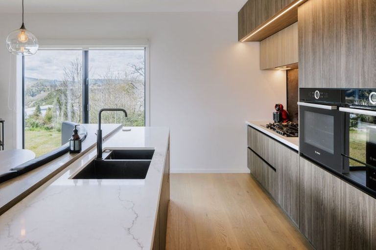 Photo of property in 31 Lakewood Lane, Cambridge, 3434