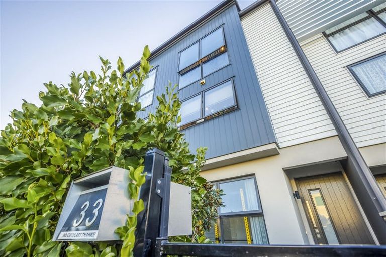 Photo of property in 33 Settlers Avenue, Hobsonville, Auckland, 0618