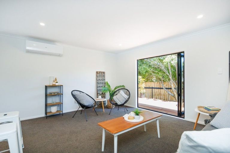Photo of property in 10 Dahlstrom Grove, Kelvin Grove, Palmerston North, 4414