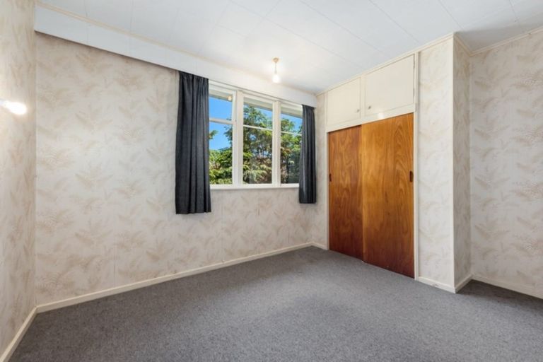 Photo of property in 46 Kamahi Street, Stokes Valley, Lower Hutt, 5019