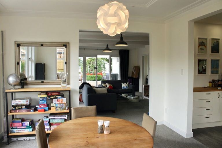 Photo of property in 10 Halliwell Avenue, Papanui, Christchurch, 8052