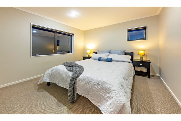 Photo of property in 12 Lucca Crescent, Flat Bush, Auckland, 2019