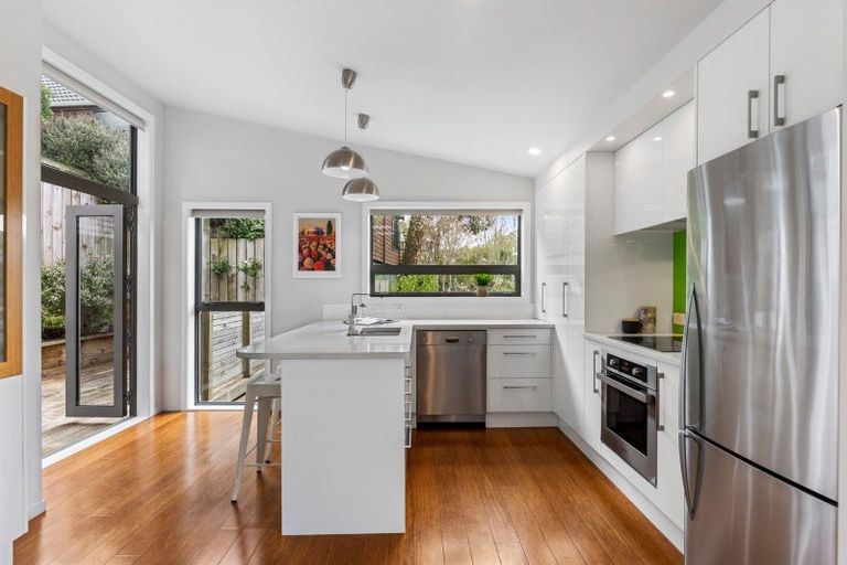 Photo of property in 26b Cashmere Avenue, Khandallah, Wellington, 6035