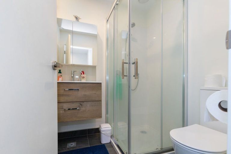 Photo of property in 84 Selo Street, Glen Eden, Auckland, 0602