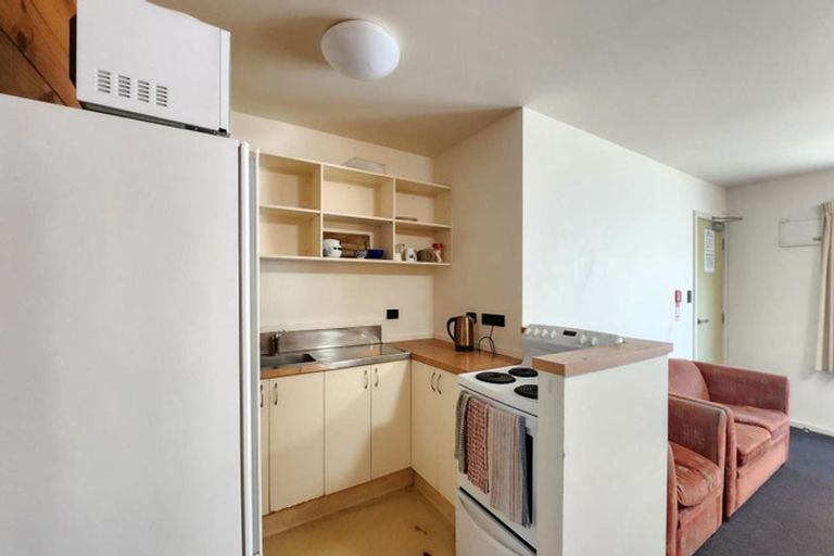 Photo of property in Drummond Street Flats, 19u1 Drummond Street, Mount Cook, Wellington, 6021