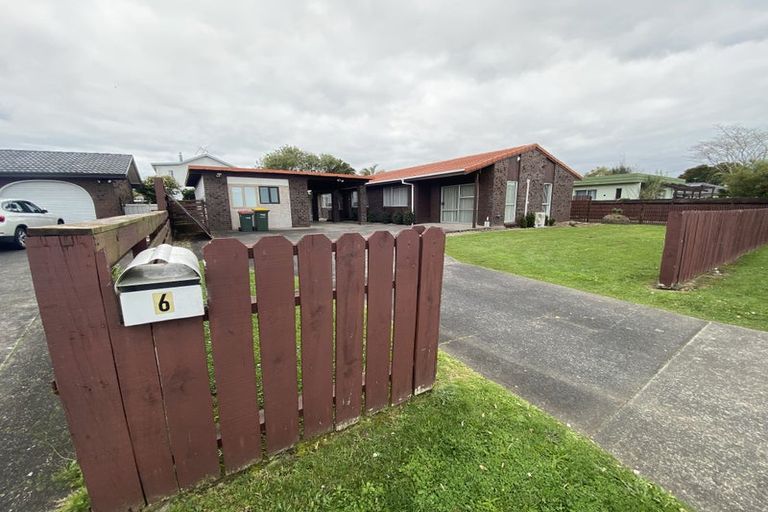 Photo of property in 6 Chichester Drive, Rosehill, Papakura, 2113