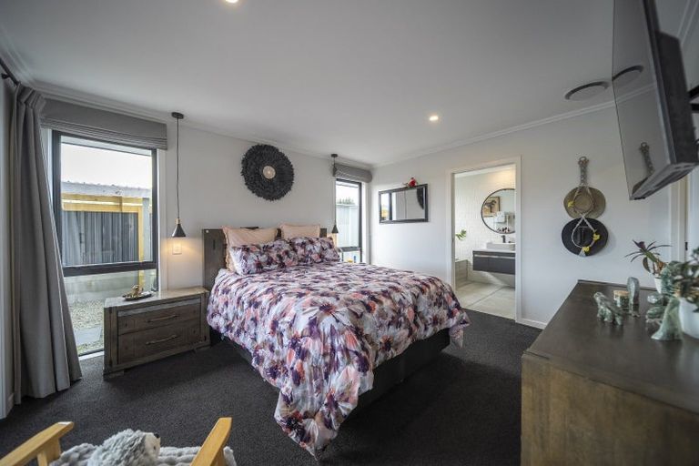 Photo of property in 10 Orbell Crescent, Te Anau, 9679