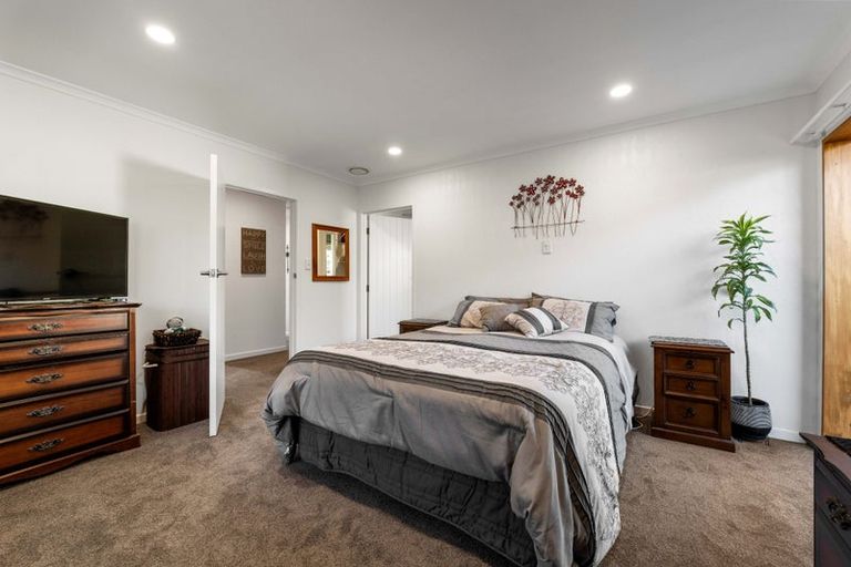 Photo of property in 20 Patterson Road, Hurworth, New Plymouth, 4371