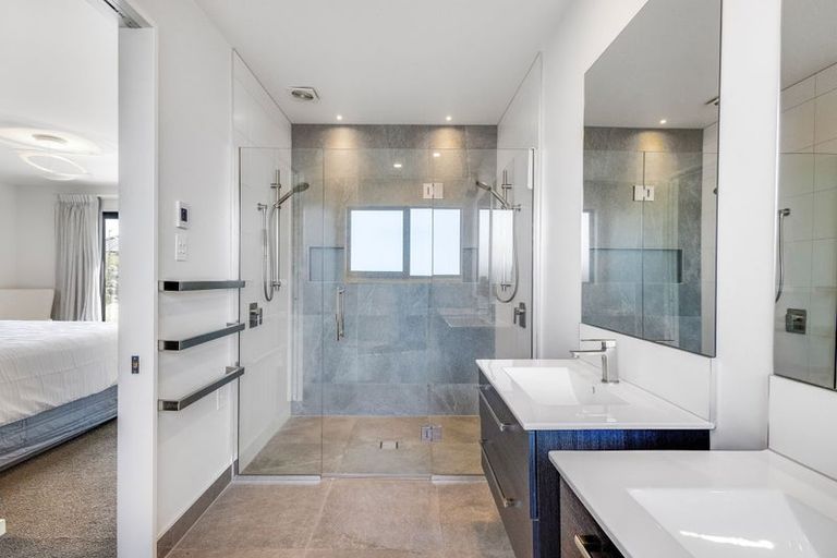 Photo of property in 16 Mersham Drive, Prebbleton, 7604