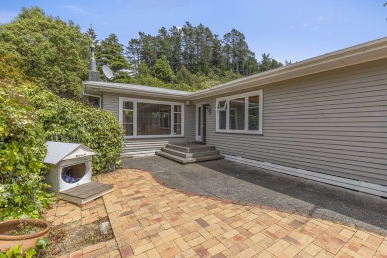 Photo of property in 138 Hine Road, Wainuiomata, Lower Hutt, 5014