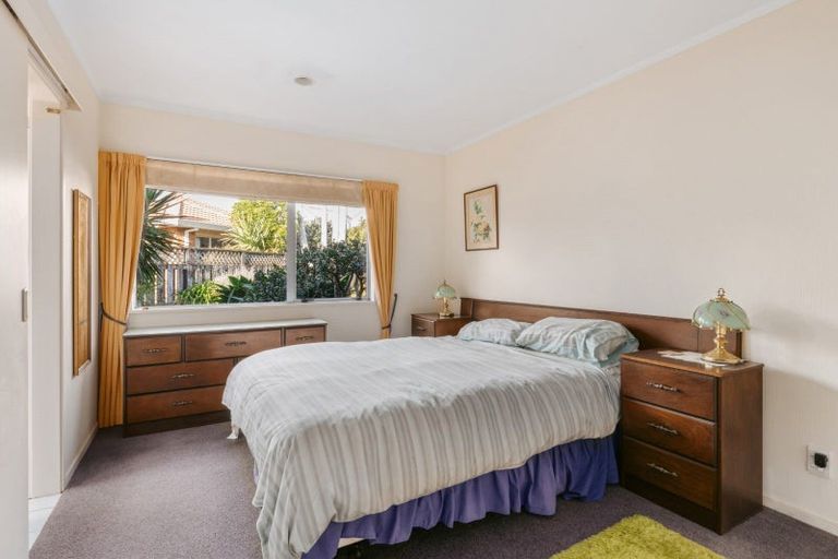 Photo of property in 14 Claridge Place, Mount Maunganui, 3116