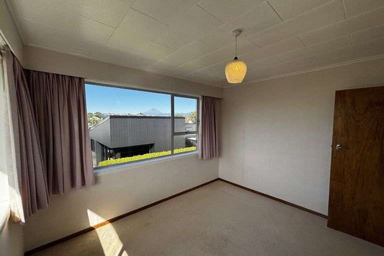 Photo of property in 34 Ngaio Street, Strandon, New Plymouth, 4312