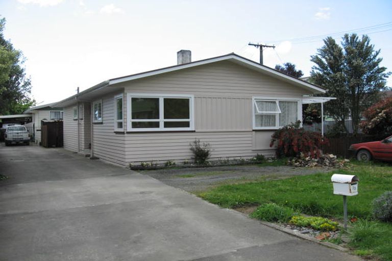 Photo of property in 2/33 Roto Street, Tahunanui, Nelson, 7011