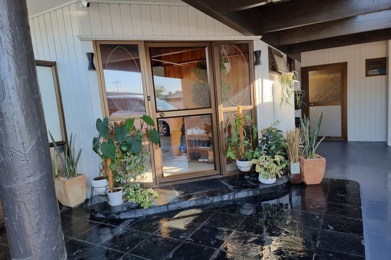 Photo of property in 1/117 Guppy Road, Taradale, Napier, 4112