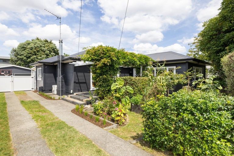 Photo of property in 8 Naylor Street, Hamilton East, Hamilton, 3216