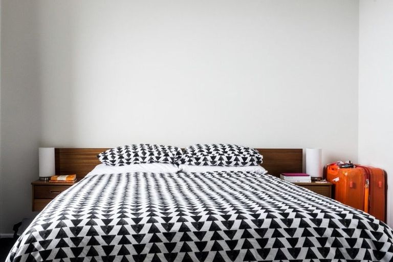 Photo of property in 72 Todman Street, Brooklyn, Wellington, 6021