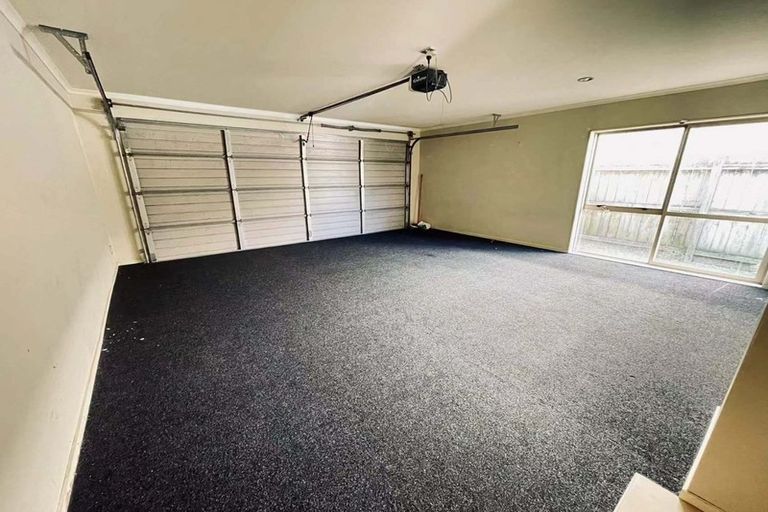 Photo of property in 74 Clover Drive, Henderson, Auckland, 0610