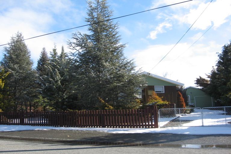 Photo of property in 57 Rata Road, Twizel, 7901