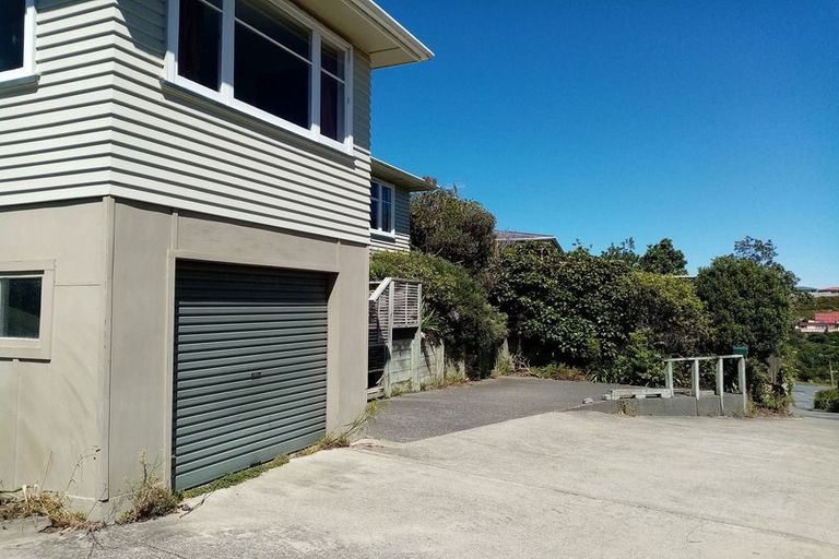 Photo of property in 105 Severn Street, Island Bay, Wellington, 6023
