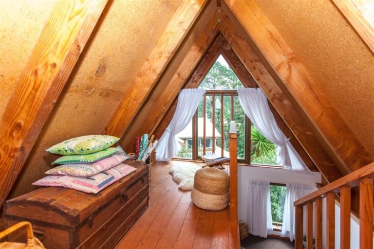 Photo of property in 117 Chevron Crescent, Whangamata, 3620