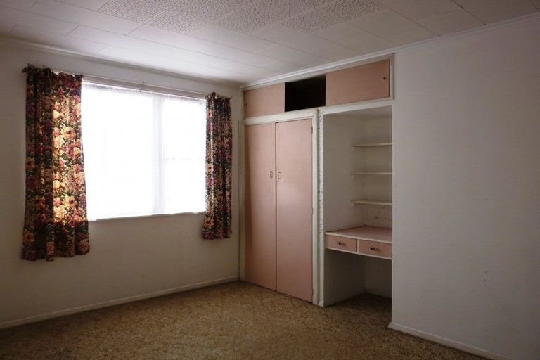 Photo of property in 53 Peel Street, Westport, 7825