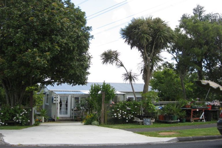 Photo of property in 1/25 Takanini Road, Takanini, 2112