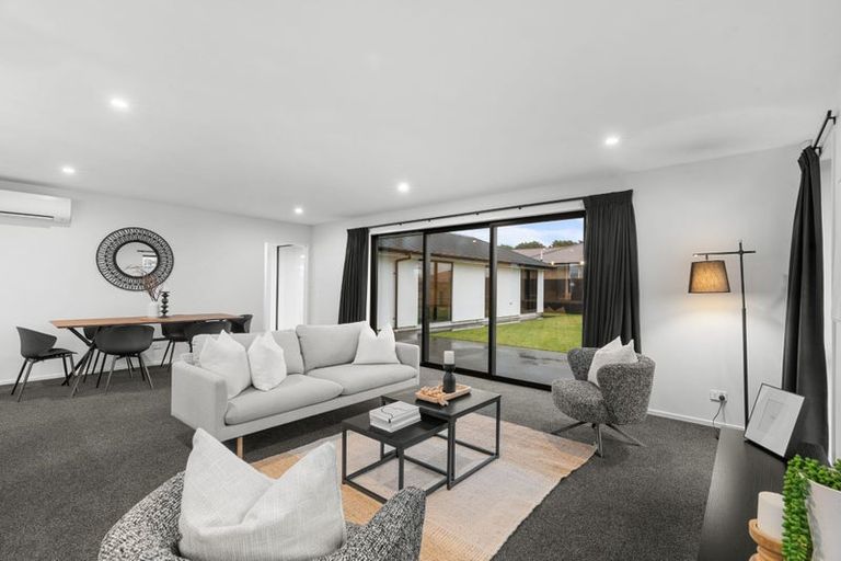 Photo of property in 28 Pistacia Place, Hornby, Christchurch, 8025