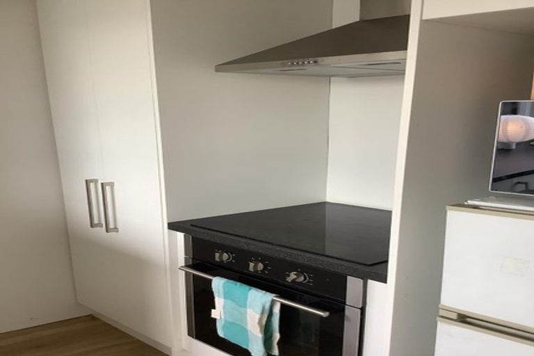 Photo of property in 12 Lonsdale Street, New Brighton, Christchurch, 8083